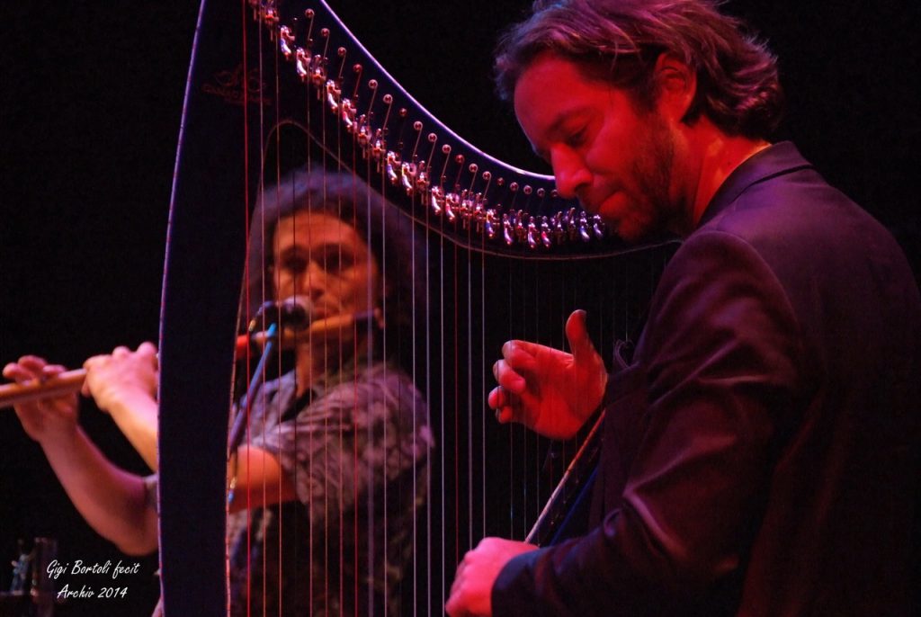 Max Castlunger, bansuri flute & Nartan, electro harp